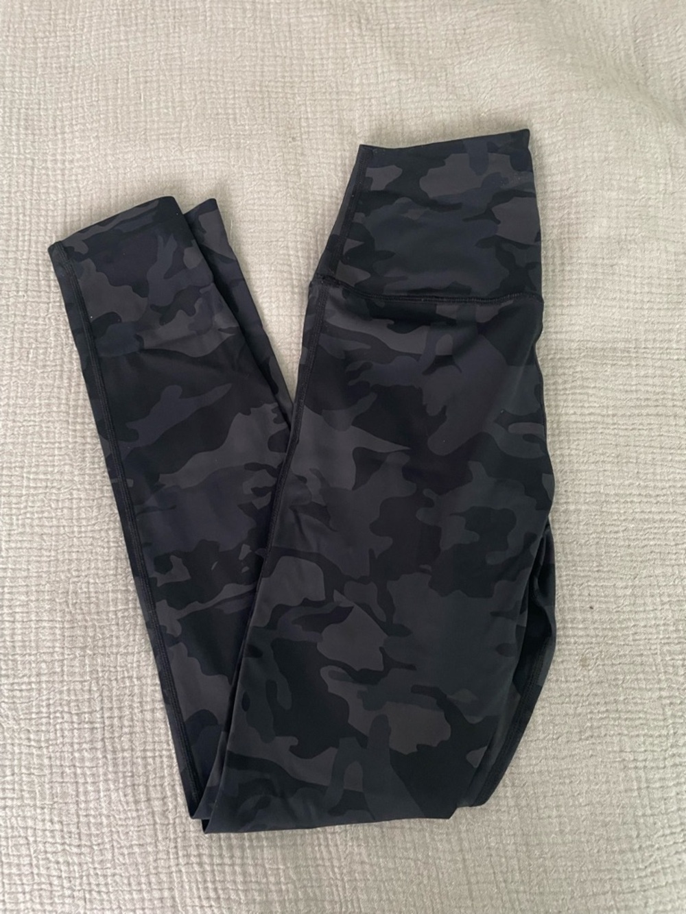 High-Waist Black Camo Leggings - Women's Athletic Leggings